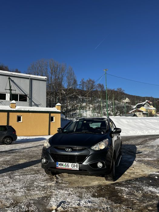 Vând Hyundai IX35 2.0 diesel 4x4