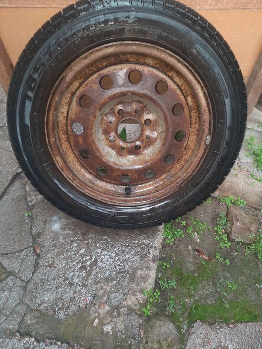 Продам запаску на Лада Гранта