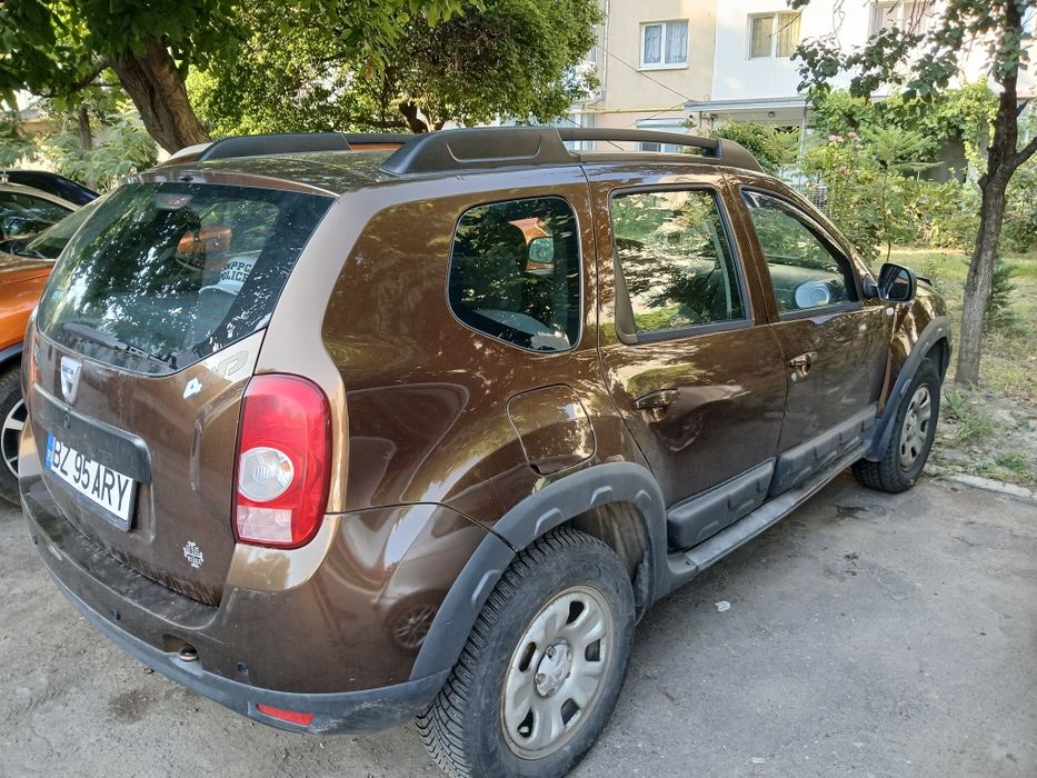 Vind dacia duster