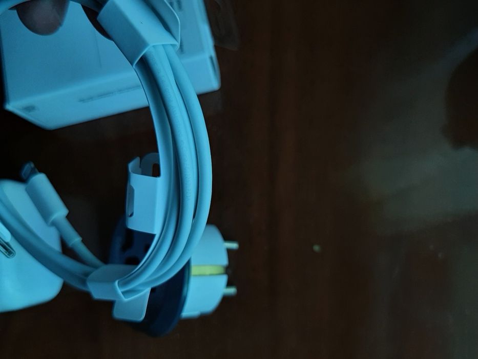 Зарядник для Айфон