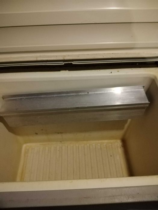 Хладилник за карван кемпер газ ток