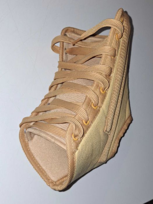 Наглезенка/ стабилизатор/ ортеза за глезен Oppo