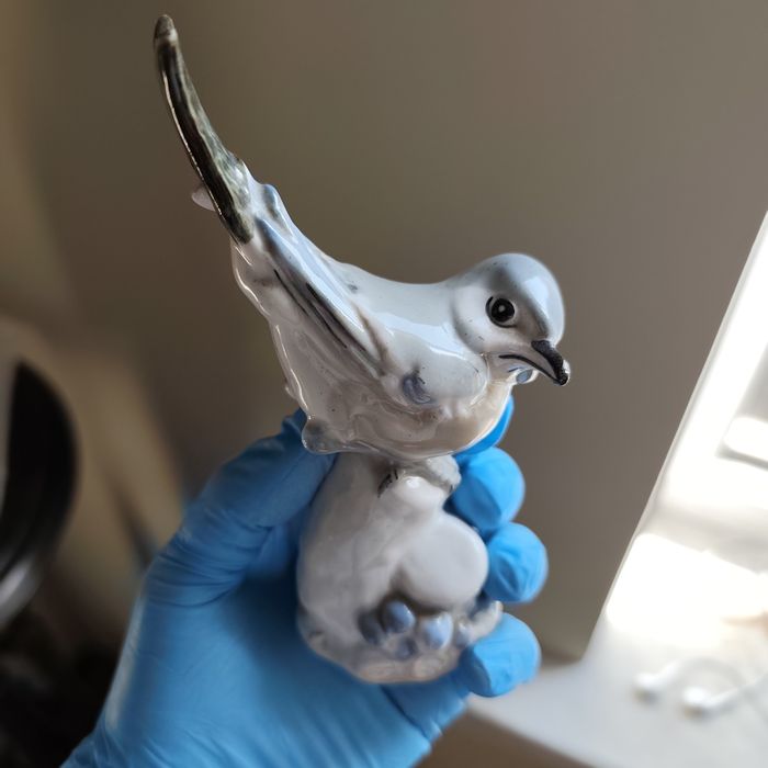 Статуэтка "Снегирь" ЛЗФИ