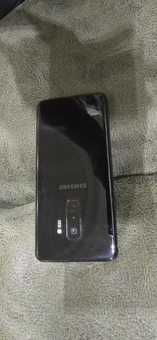 Продаётся Samsung s 9+plus