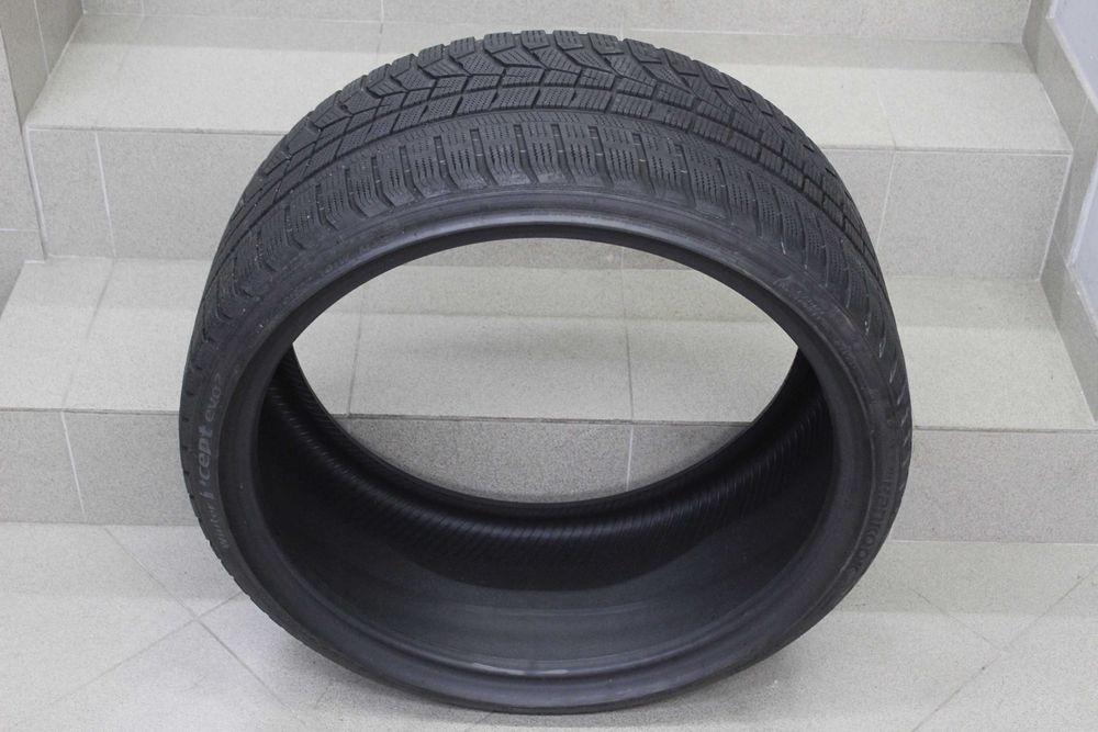 285/30-22 Hankook зимна гума