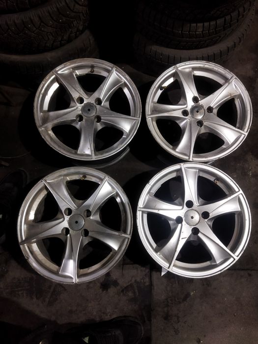 Диски на 15 крепеж 4*100