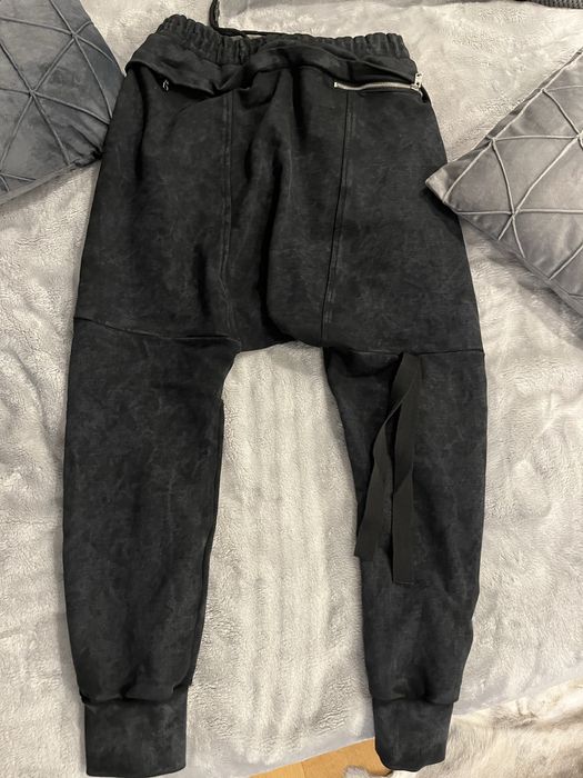 Дългъг панталон M размер