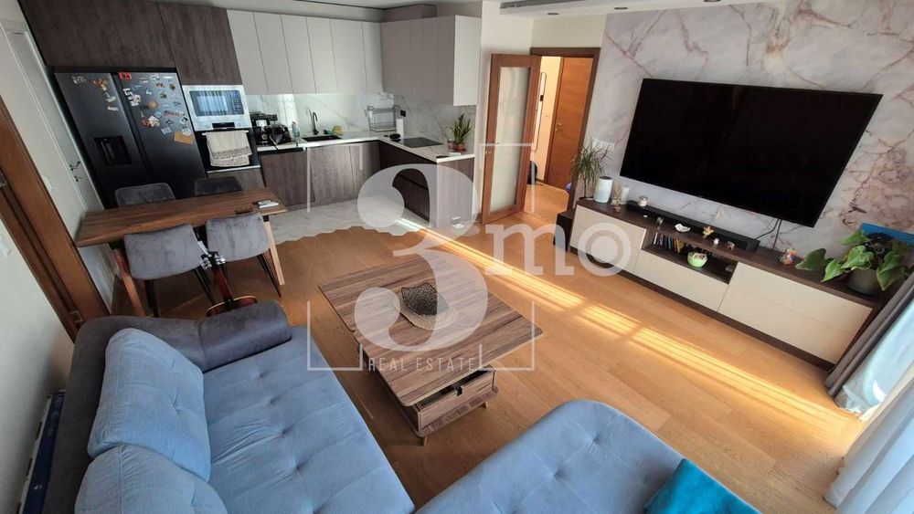 Дава се под наем Тристаен апартамент в София, Витоша - 110 кв.м за 1097.01 € - Снимка #1