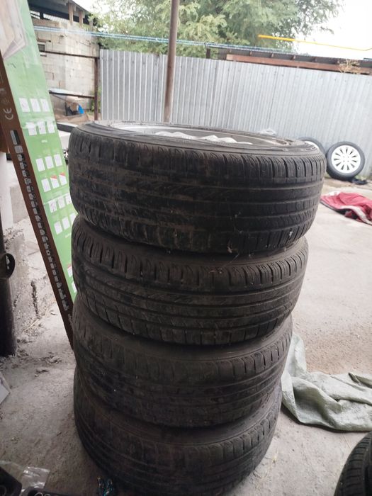 Продам диски с резиной