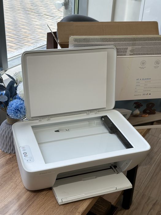 Принтер HP DeskJet 2320