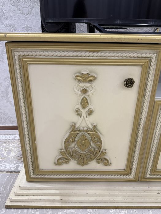 Шкаф под телевизор