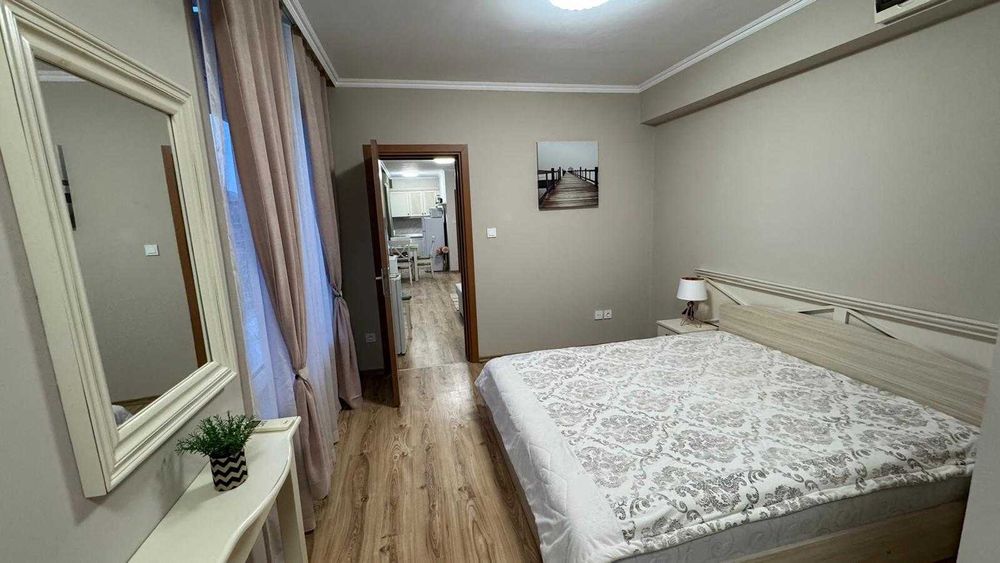 Продава се Двустаен апартамент в к.к. Слънчев бряг - 72 кв.м за 1084 €/кв.м - Снимка #8