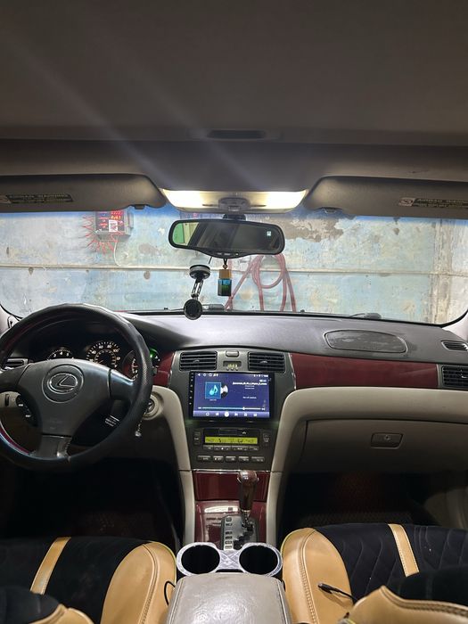 Продам лексус ес 330