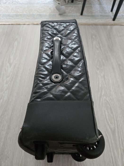 Чемодан Chanel б/у