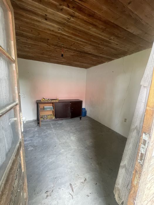 Casă cu teren 2.250 mp Brăniștari la 30 de km de Bucurresti