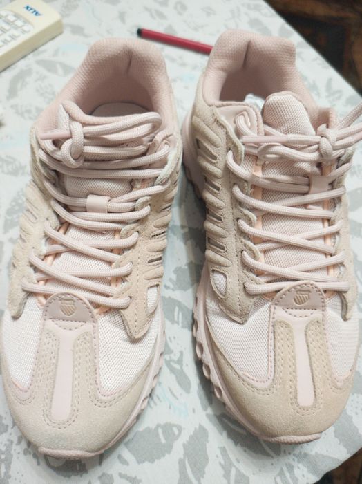Маратонки K Swiss