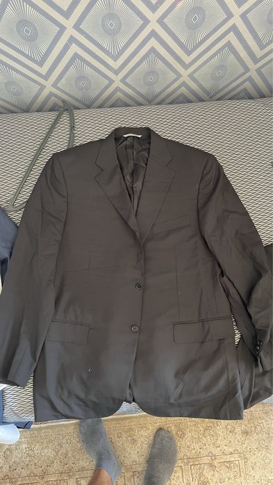 Костюм Canali черного цвета !