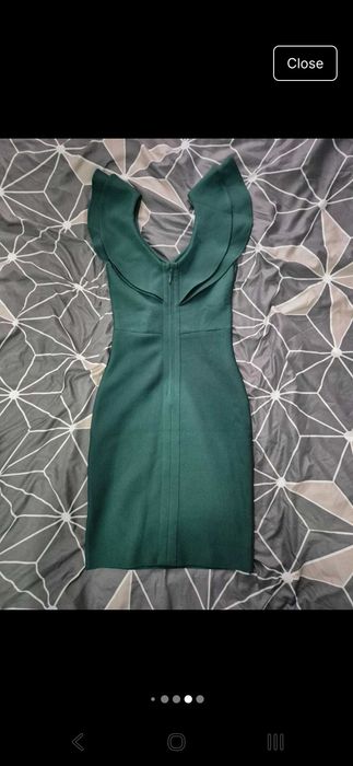 Rochie mulata, volane, decolteu V