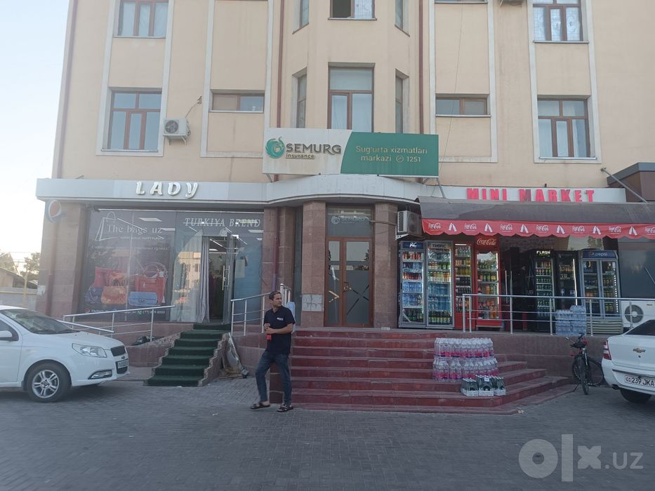 Савдо дукони + подвал 173кв