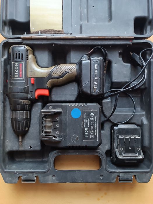 Шуруповёрт  12 в. Б.у