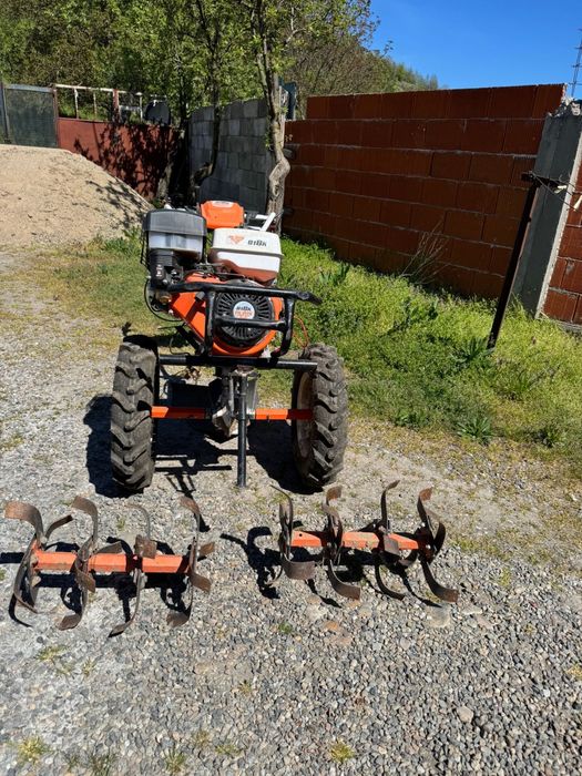 Motocultor Ruris 818K, model pe benzina, 13.4 kW, 18 CP, 3 viteze