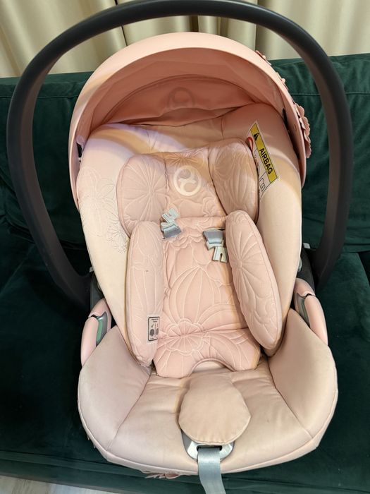 Scoica Cybex Platinum Flowers cu adaptori