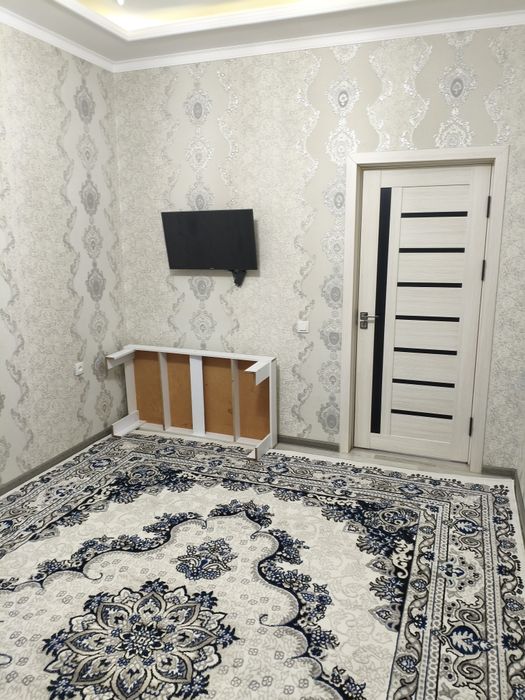 Сдаётся 2-х комнатная квартира азия хаус 5-этаж