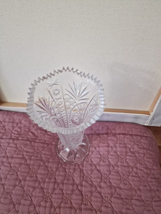 Ваза хрустальная