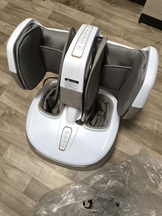 Массажёр для ног новый.