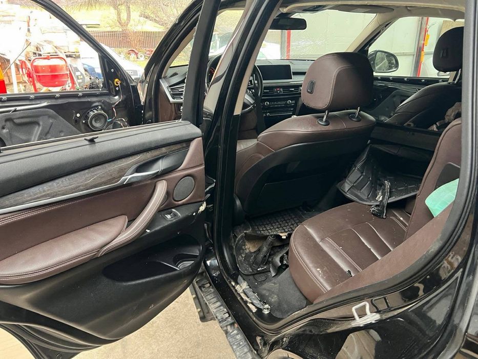 Interior BMW X5 F15 2015