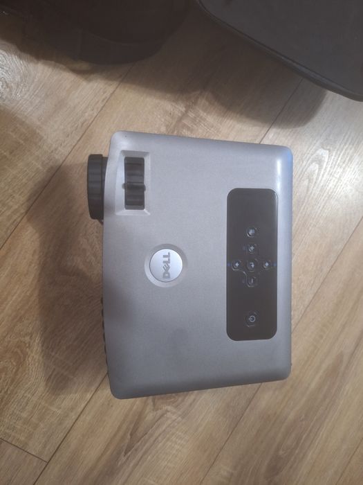 Videoproiector  DELL 2400MP