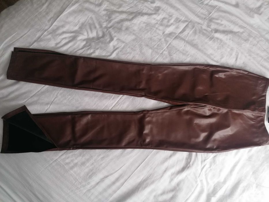 Pantaloni imitație noi S