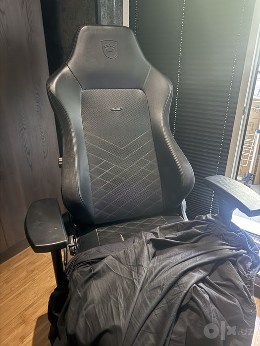 Noblechairs HERO Black edition игровое кресло офисное