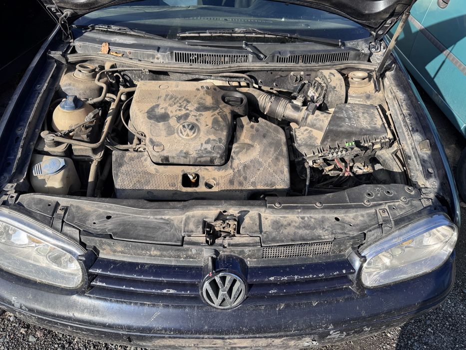 VW Golf 4 1.6i 101hp 2000г На Части