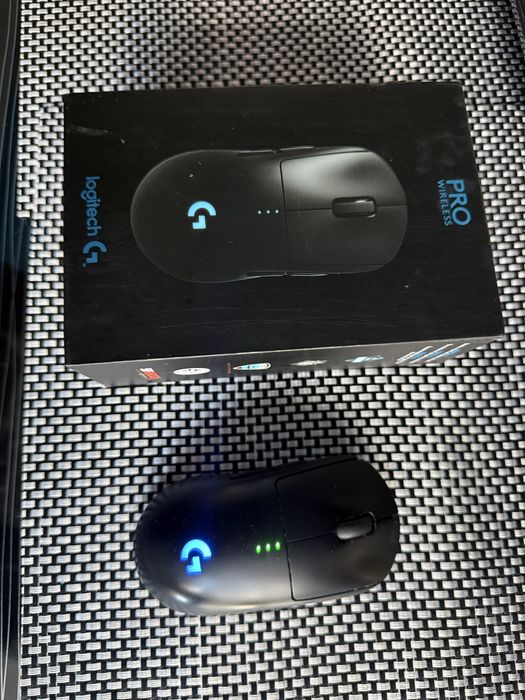 геймърски лаптоп ASUS ROG Strix G15 (като нов) + подарък Logitech PRO