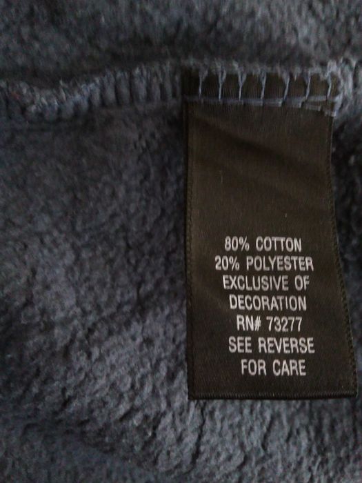 Лот мъжка ватирана блуза и сувенир с риба бас (Largemouth Bass)