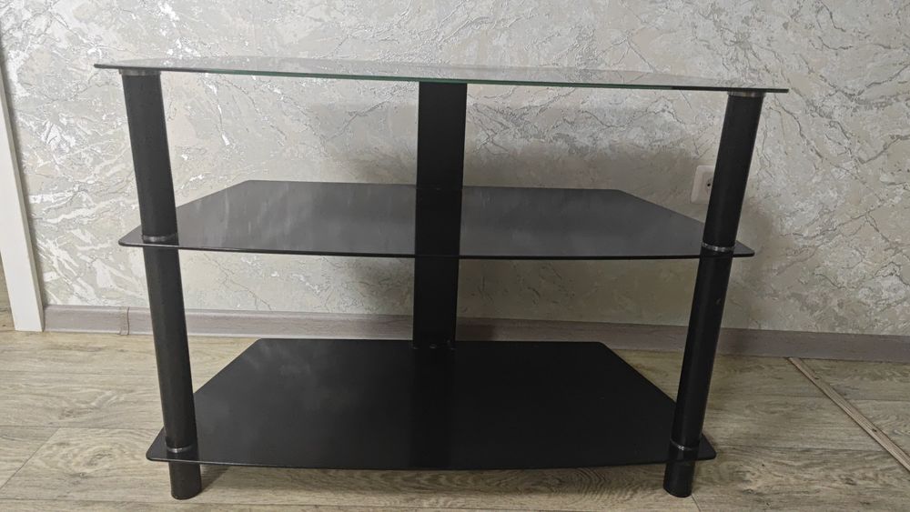 Тумбочка для телевизора