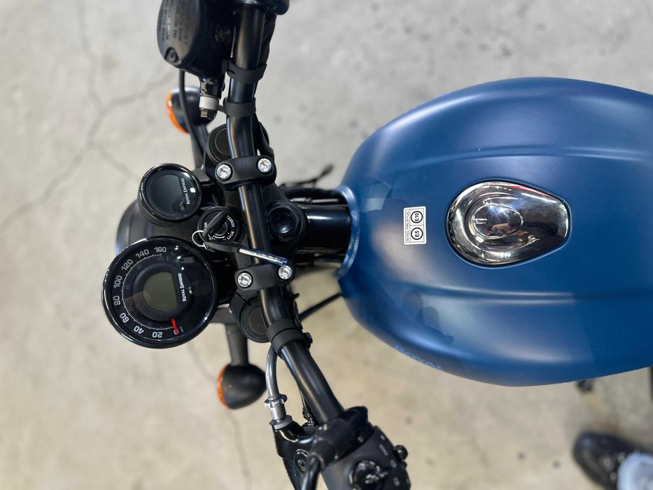 Royal Enfield Hunter 350 Rebel / A2 - PROMO by EST BIKE