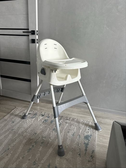 Детский стул для кормления