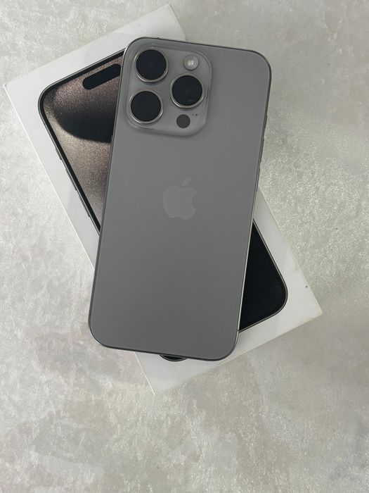 Сделаю скидку 10к АЙФОН 15 ПРО продам