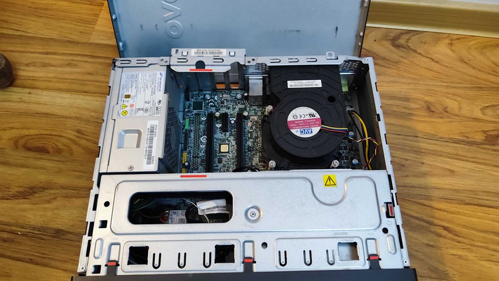 ThinkCentre M920s \ Intel i5-8500 \ 8GB DDR4 2666 \WiFi&Bluetooth