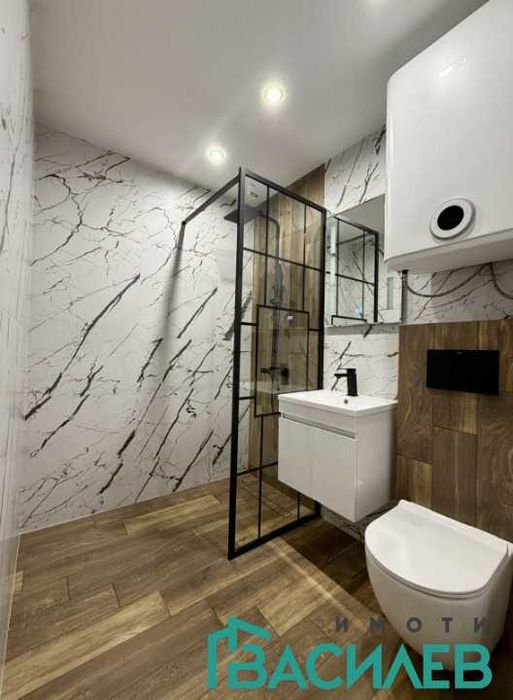 Продава се Двустаен апартамент в София, Център - 45 кв.м за 1814 €/кв.м - Снимка #7