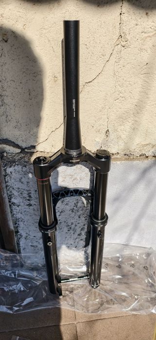Нова Вилка RockShox Lyrik Base RC DebonAir 29" 160mm Boost 15x110mm