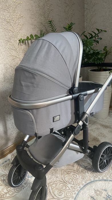 Продам коляску kidilo