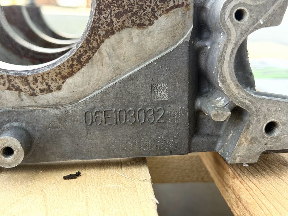 Блок двигател долна част AUDI 3.0TFSI 06E103032AP