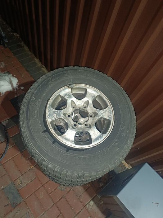 Продам диски с резиной R 15