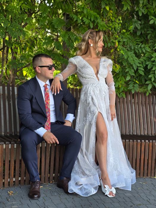 vand rochie de mireasă