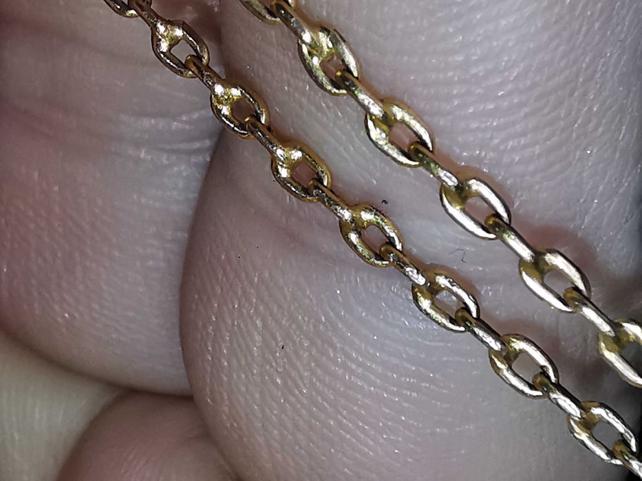 Medalion din aur de 9ct și cubic zirconia