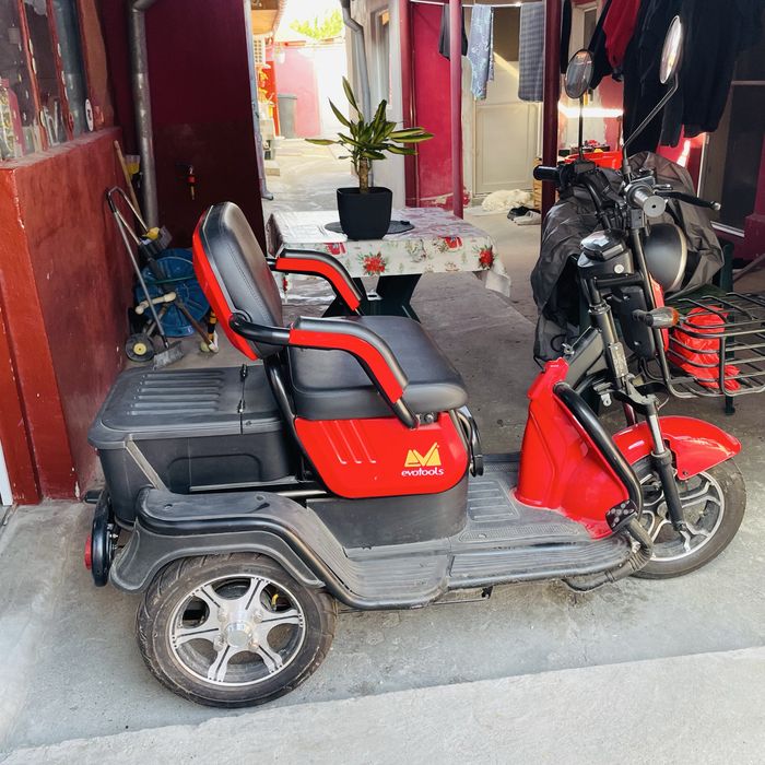 Triciclu electric