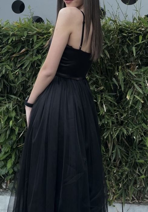 Дълга рокля с тюл Junona